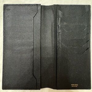 Tom Ford bifold caviar poudre black wallet EUC